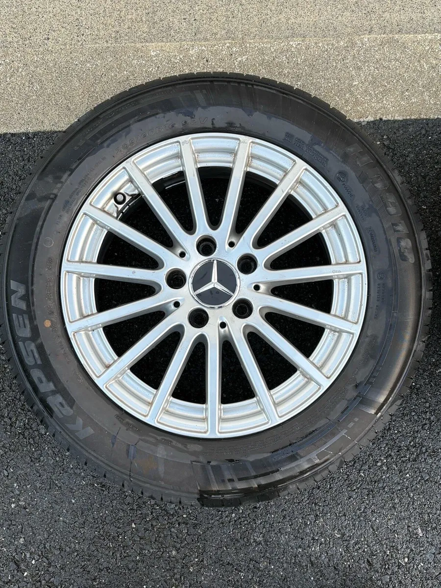 Genuine Mercedes16” alloy+Brand New Michelin Tyres - Image 2