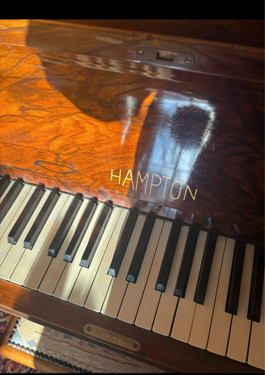 Piano - Image 2