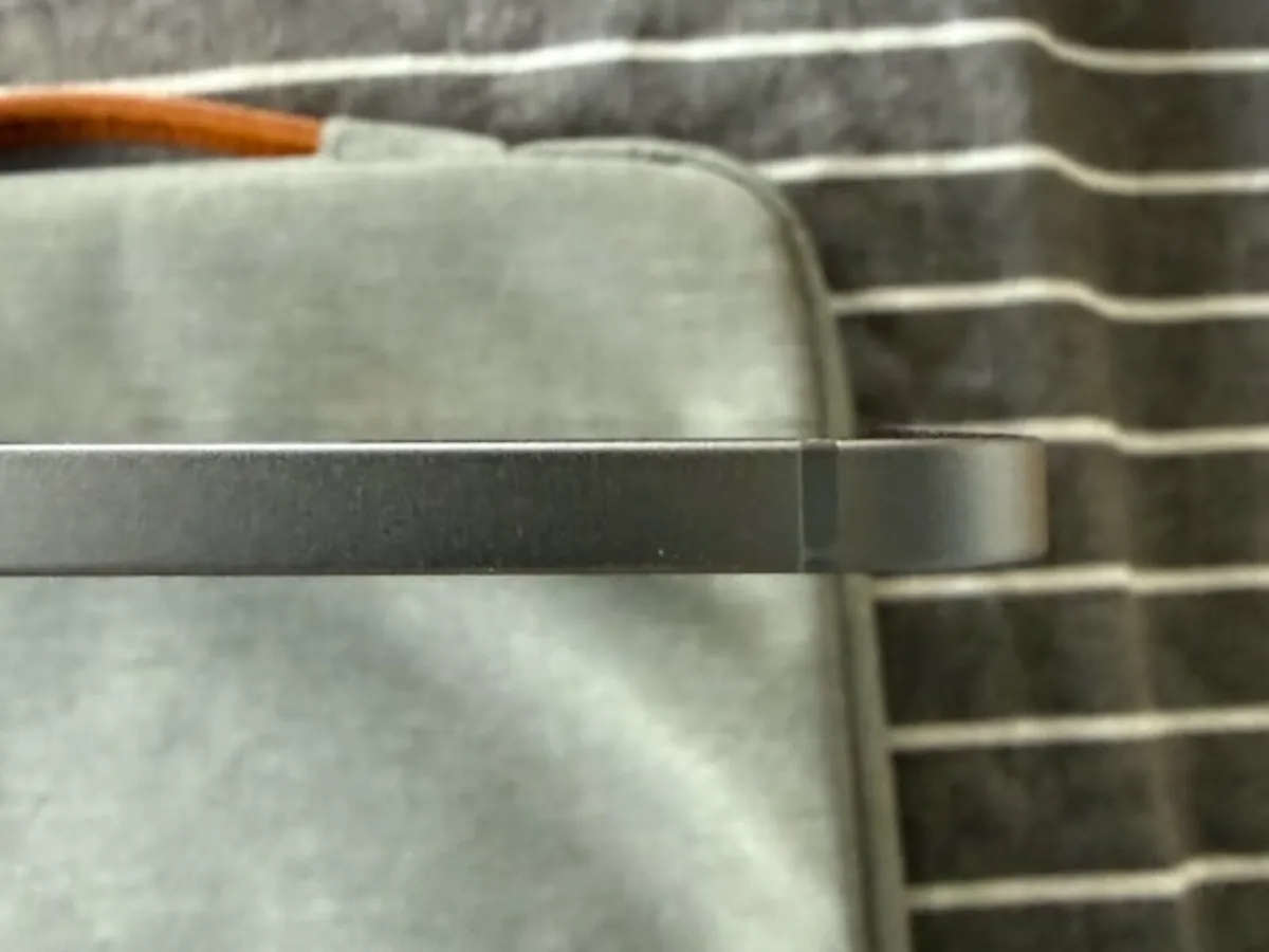 Apple iPad Pro 12.9 6th generation M2 chip. 256gb - Image 4