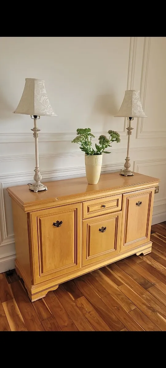Traditional solid wood pine sideboard - Image 2