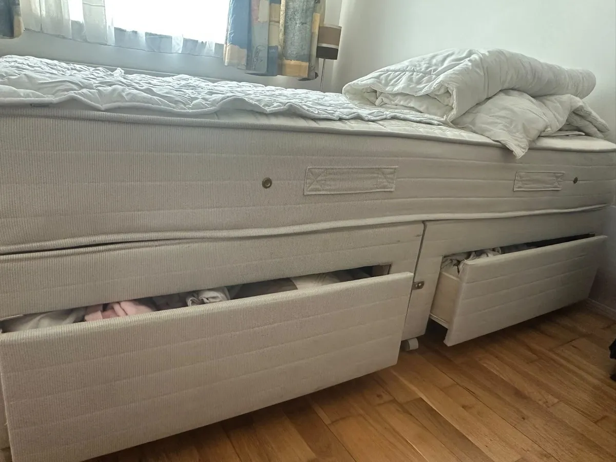 King bed with drawers including mattress - Image 3