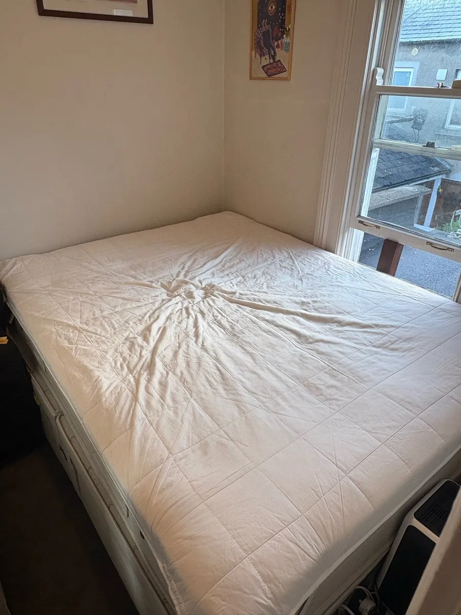 King bed with drawers including mattress - Image 4