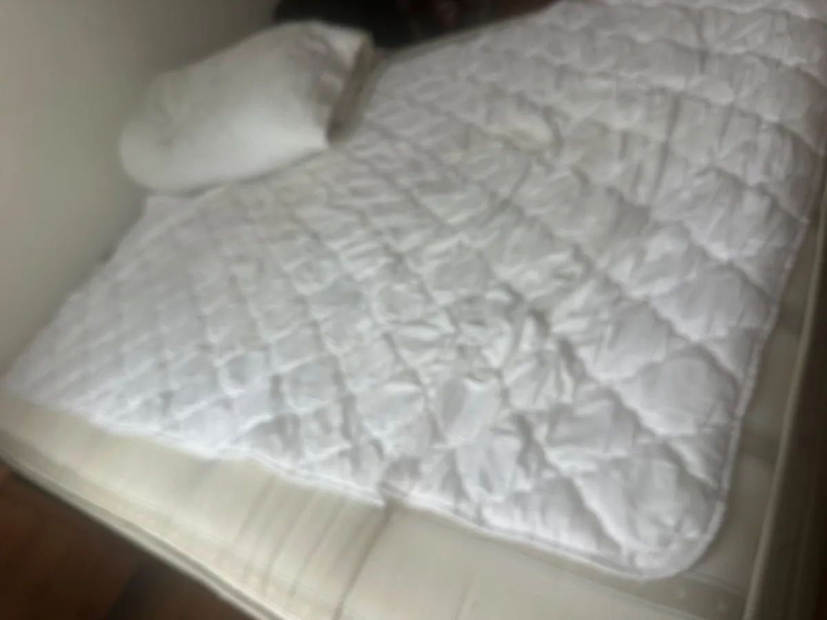 King bed with drawers including mattress - Image 2