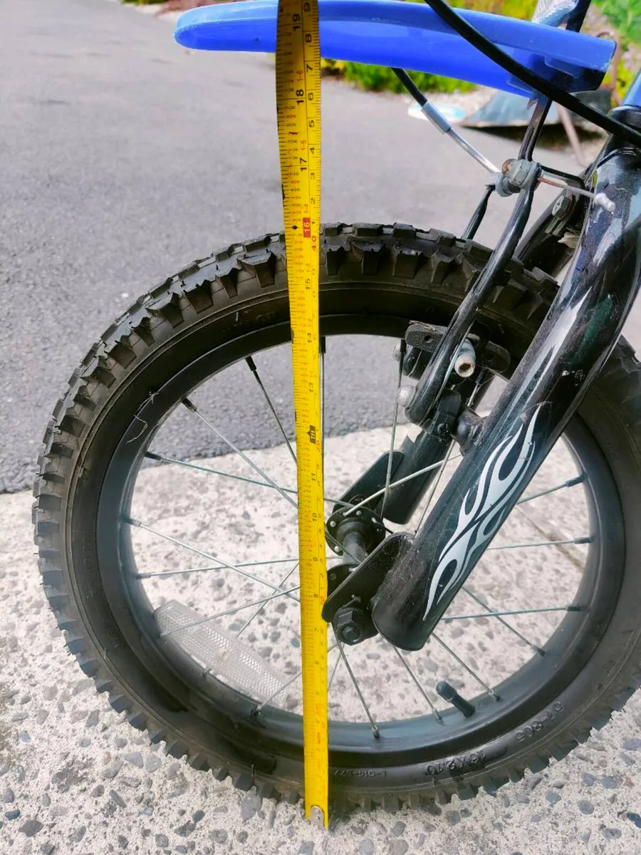 Kids bike - Image 4