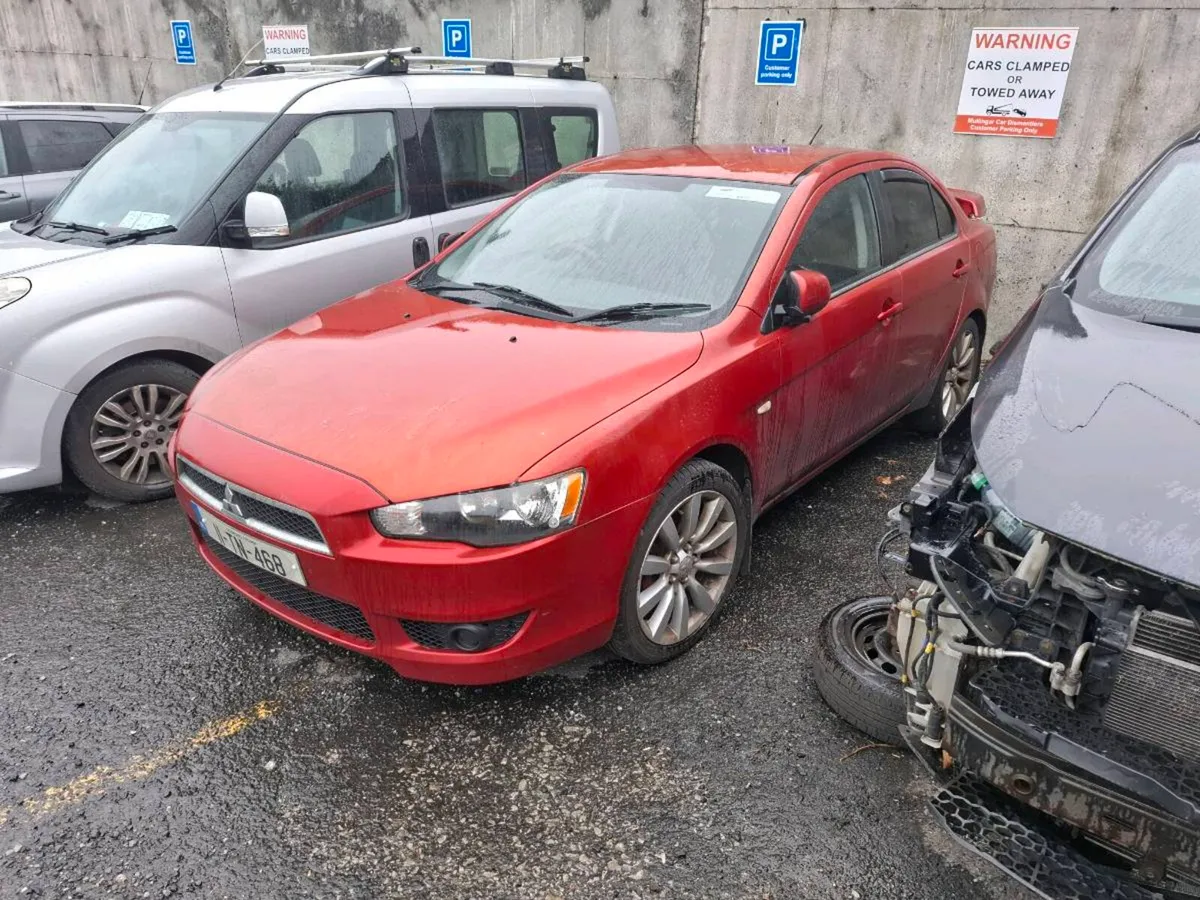 2011 Mitsubishi Lancer breaking for parts - Image 1