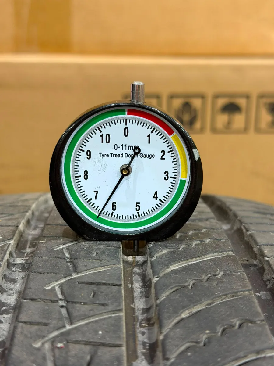 20" GENUINE OEM DEFENDER 5098 WHEELS & PIRELLIS - Image 3