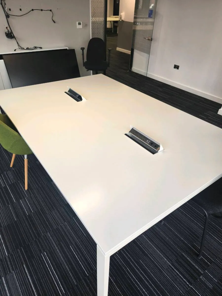 Office Tables - Image 4