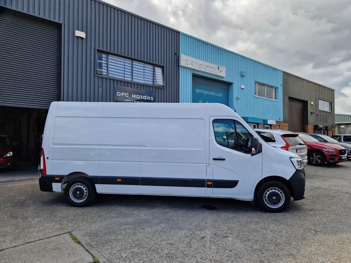 Renault Master 2022 - Image 2