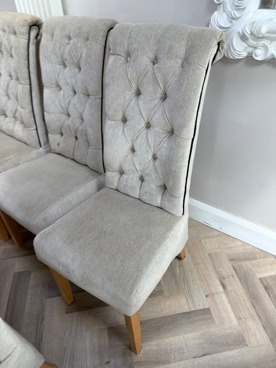 Dining room chairs - Image 4