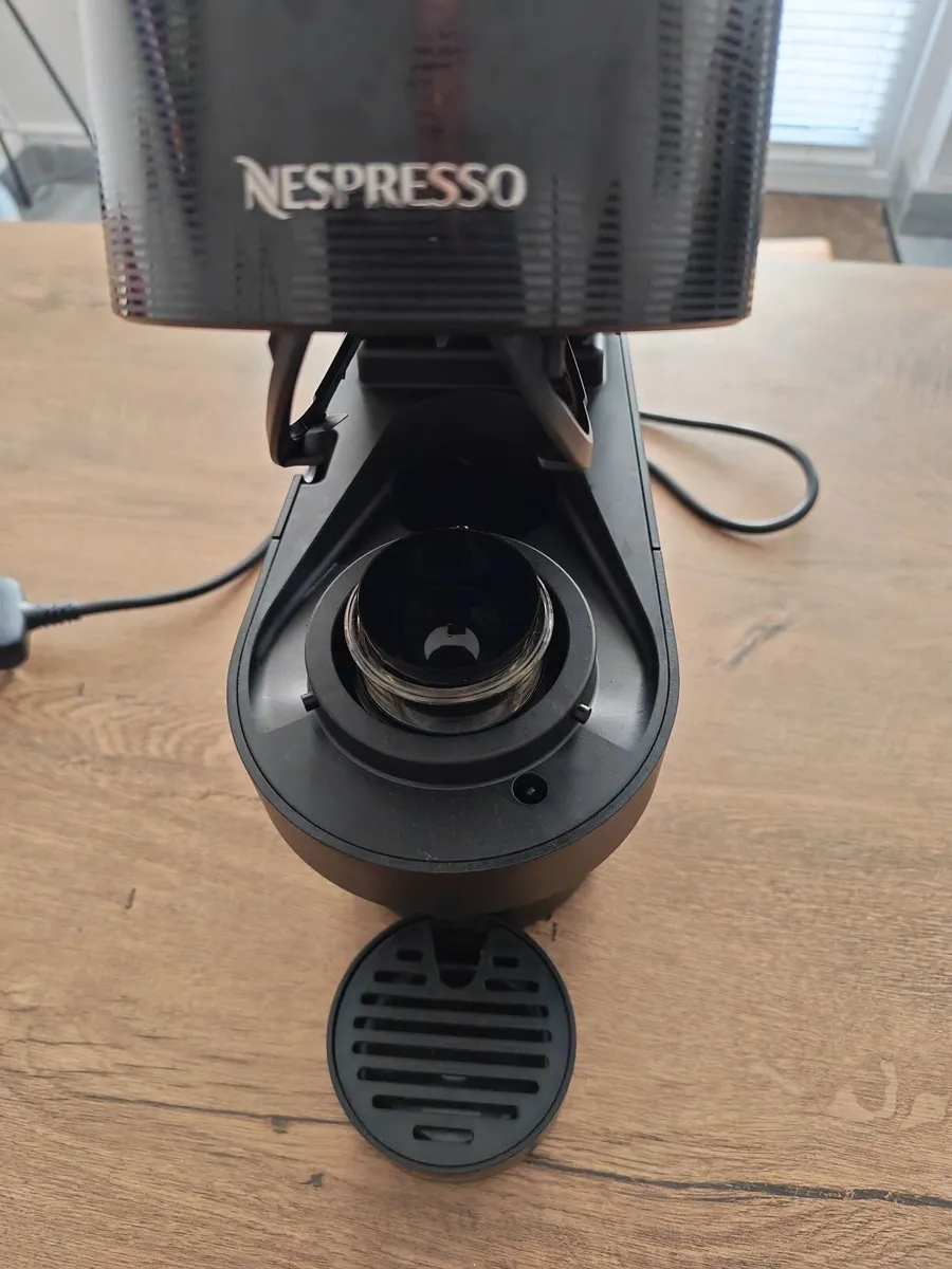 Nespresso vertuo pop coffee machine Brand New - Image 3