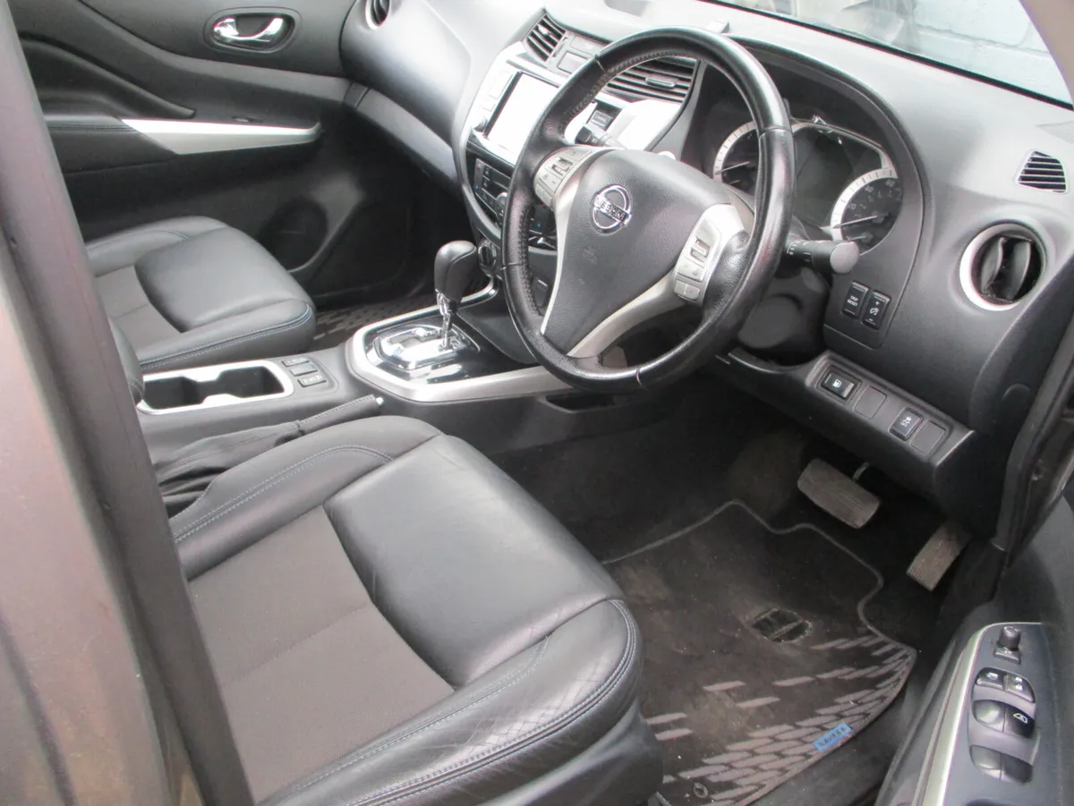 2021 Nissan Navara 2.3 DCI TEKNA CREWCAB - Image 3