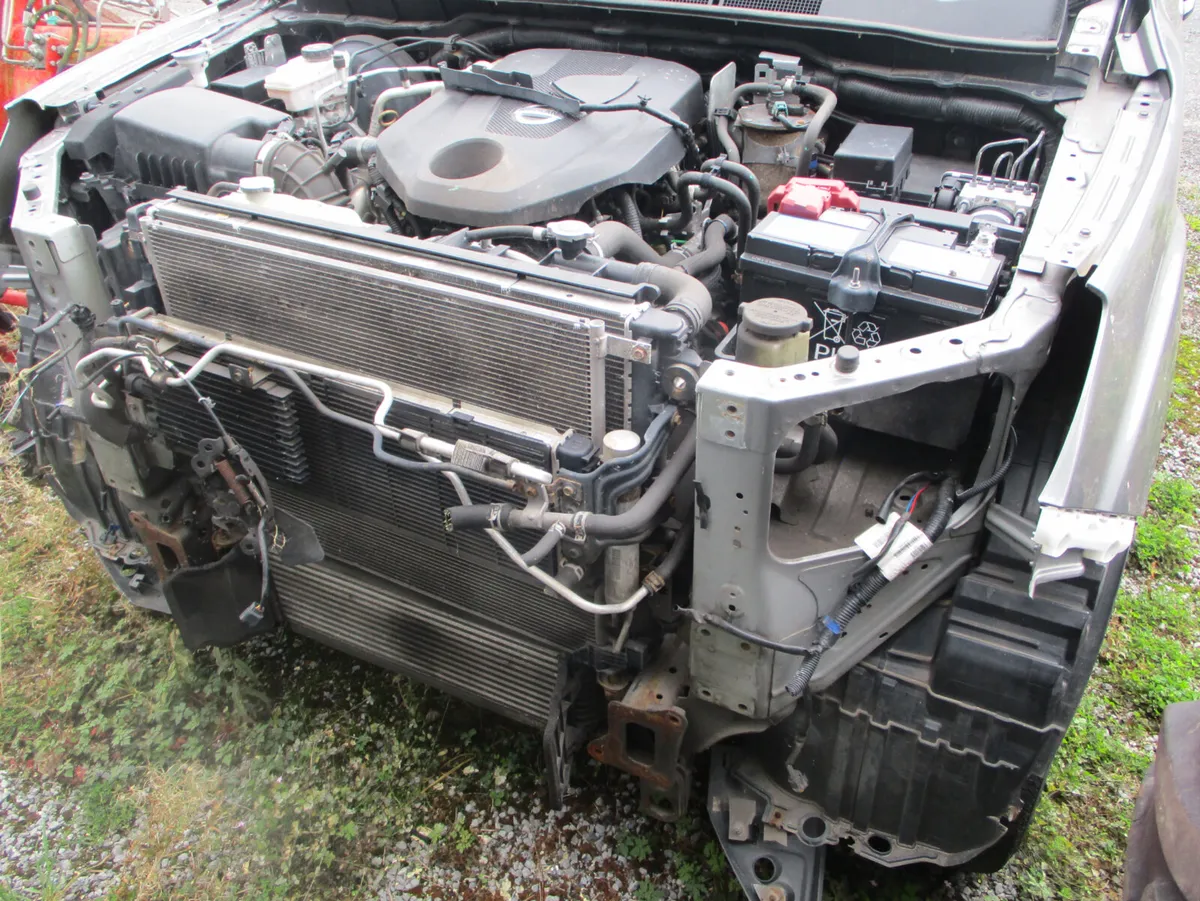 2021 Nissan Navara 2.3 DCI TEKNA CREWCAB - Image 2