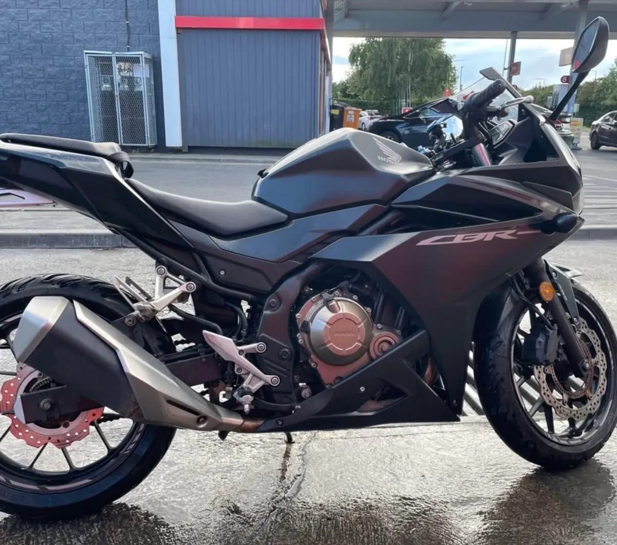 Honda CBR500R - Image 1