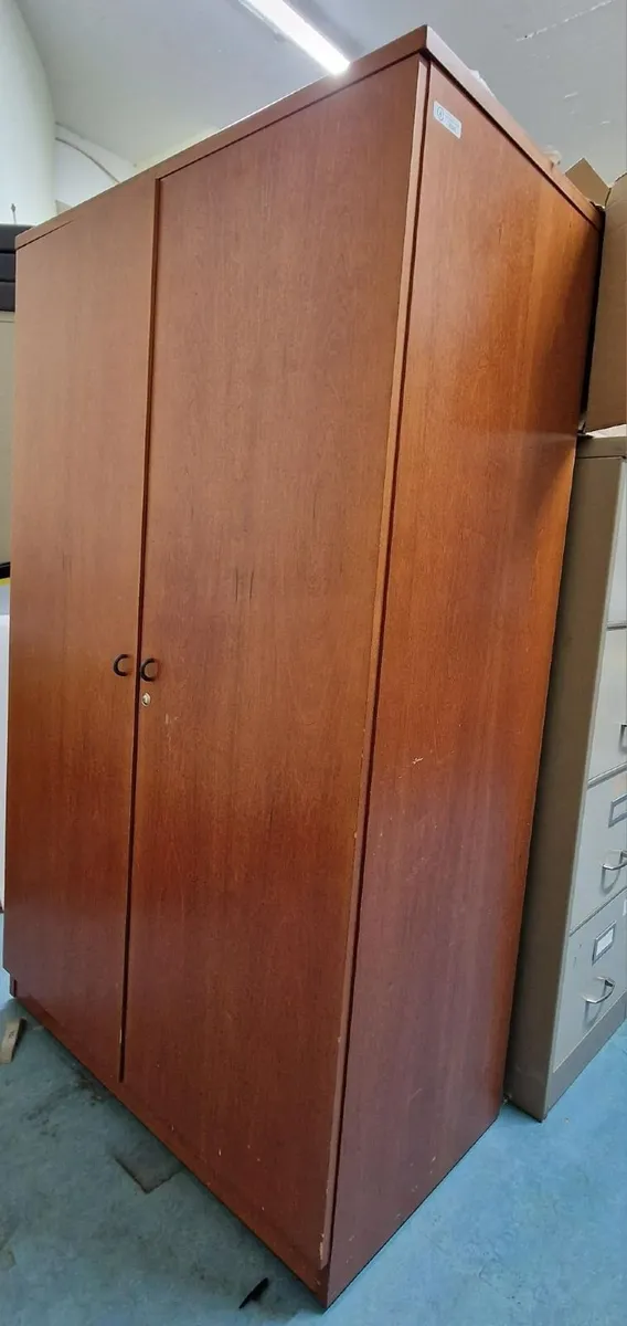 Oval Meeting Table & Filing Cabinet - Image 3