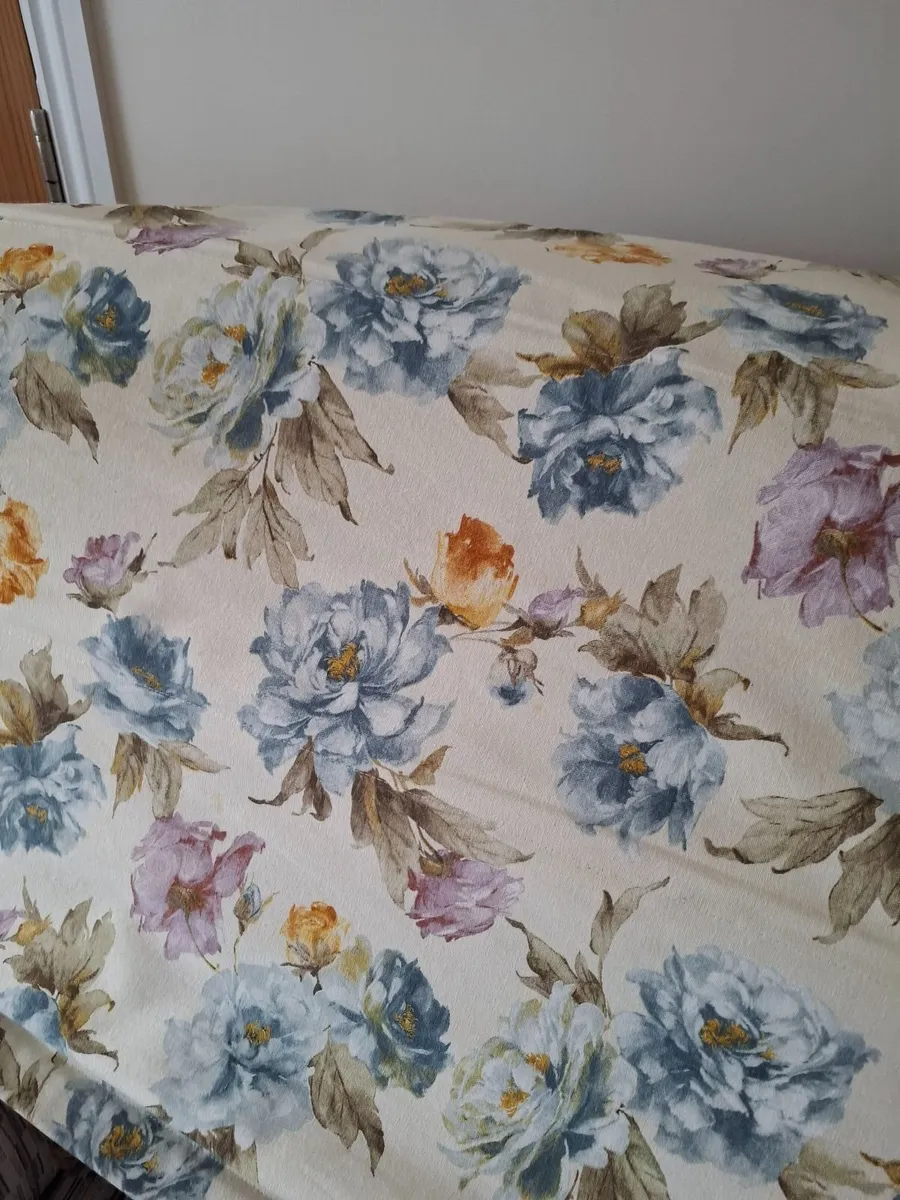 ROMAN  BLIND - Image 4
