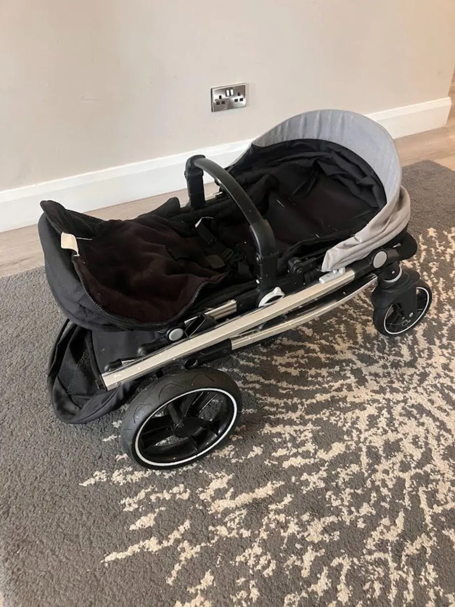 Infababy Travel System - Image 2