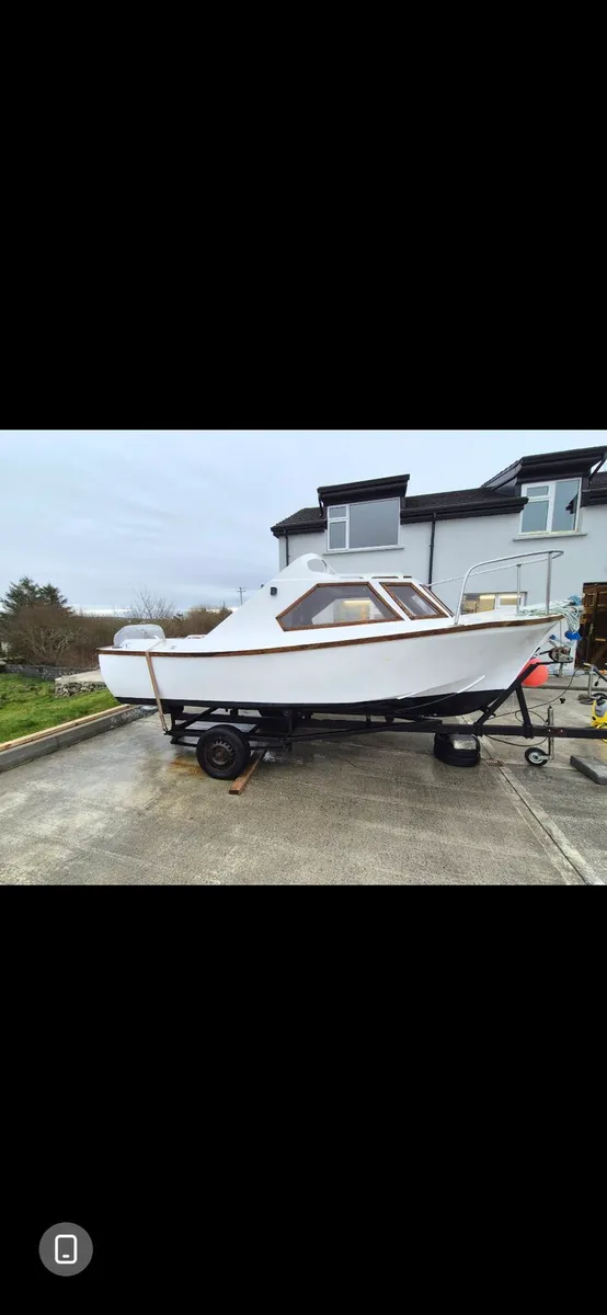 17ft Boat for sale - Image 2