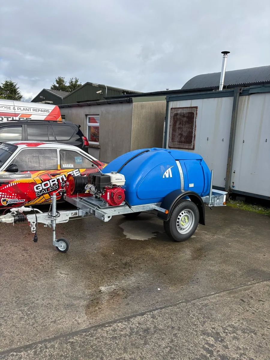 Bowser Power Washer