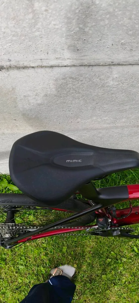 Trek Madone SL 6 Gen 8 - Image 4