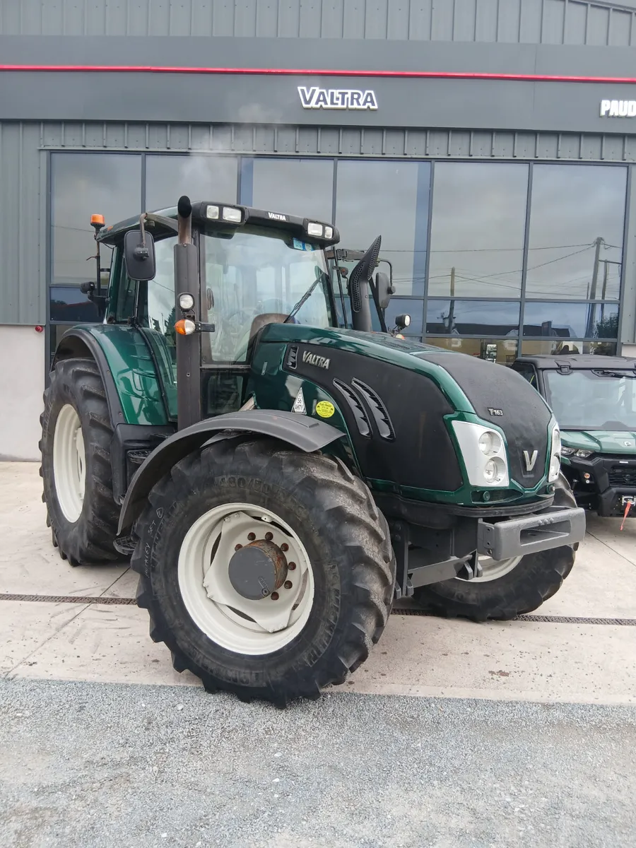 Valtra T163 Versu - Image 1