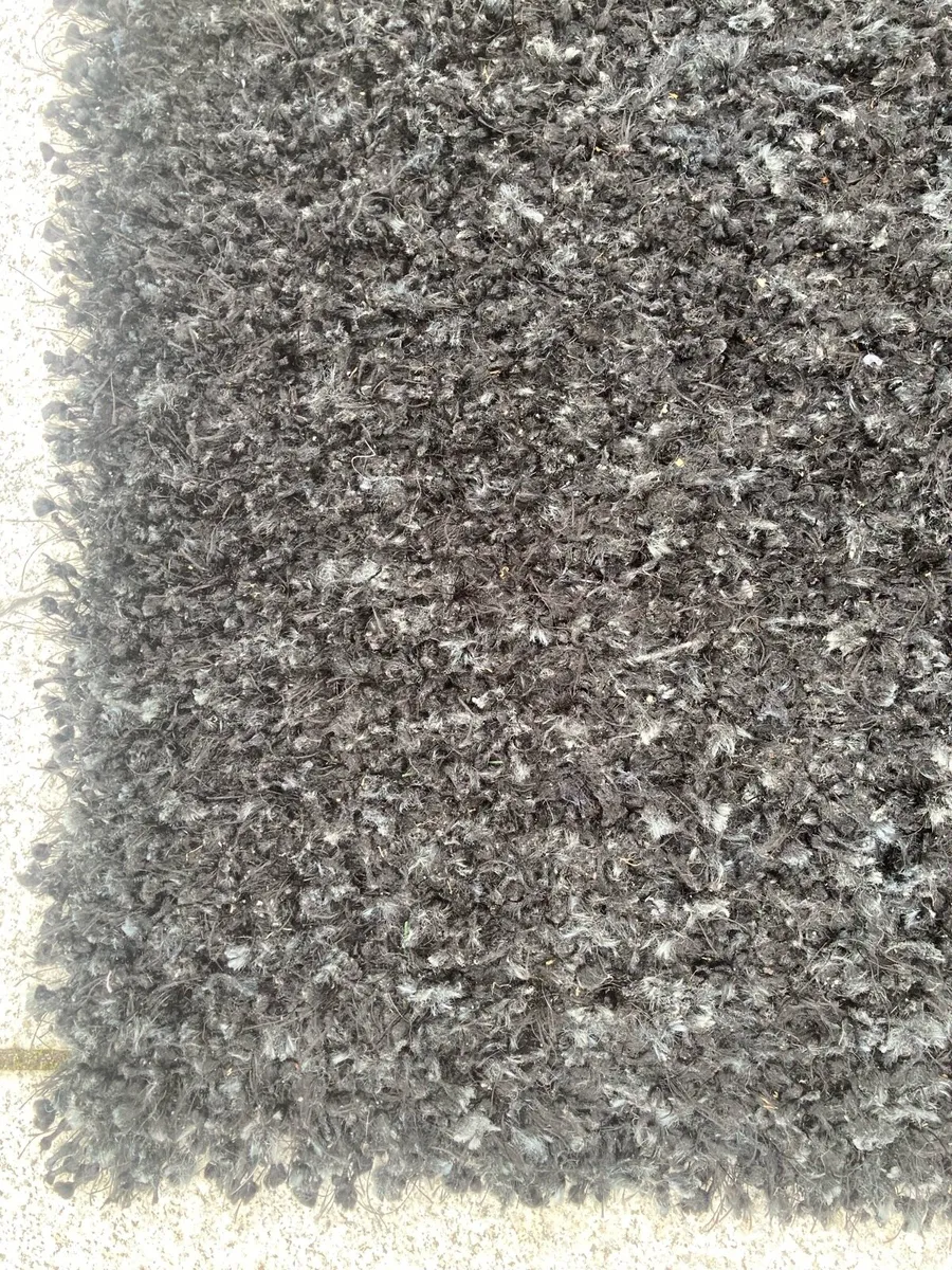 2 Black Shaggy Rugs - Image 4