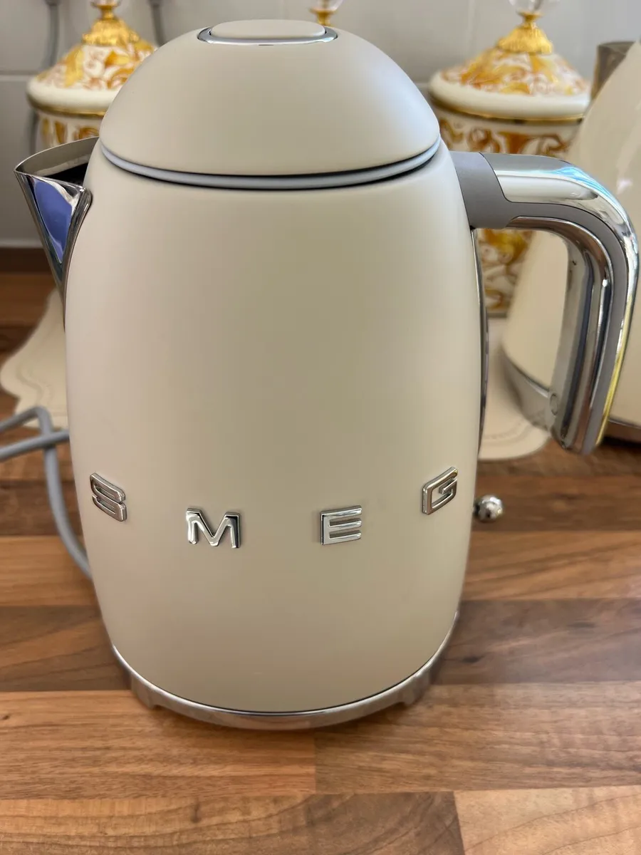 Smeg kettle - Image 1