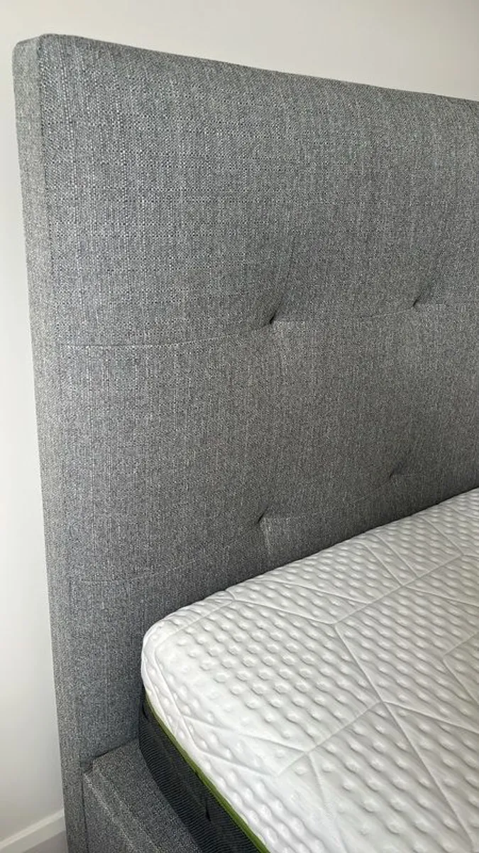 Ottoman Bed (King Size) and 1 King Size Matress - Image 2