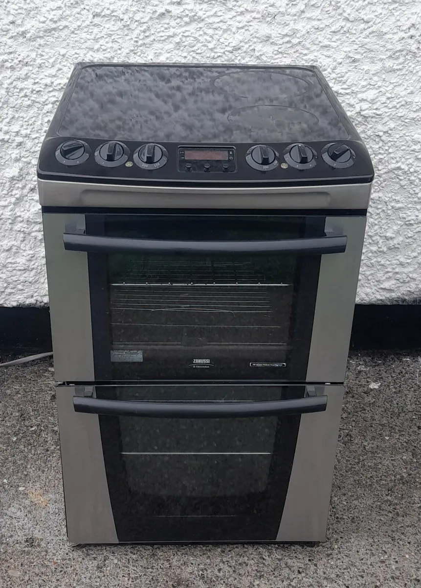 Zanussi electric cooker for sale - Image 1