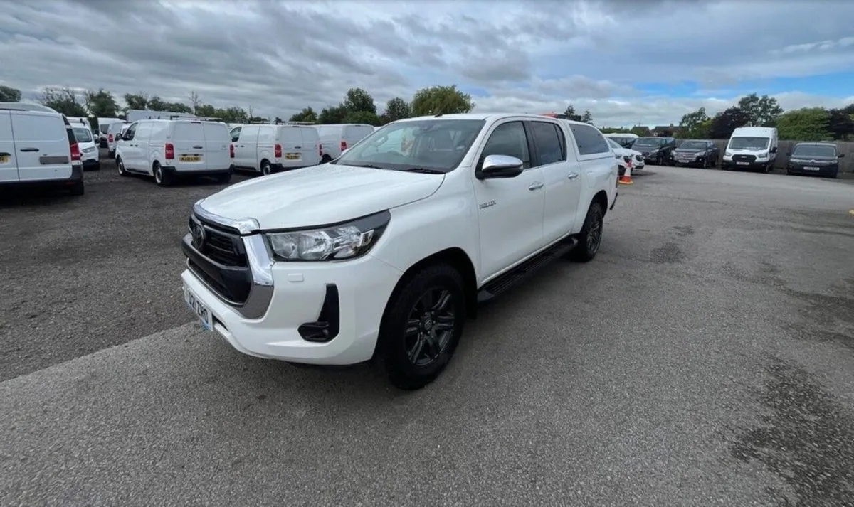 2021 Toyota Hilux PickUp Van - Image 1