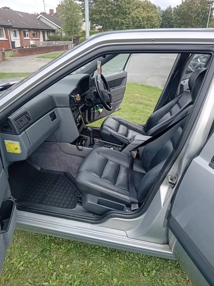 Volvo 850 - Image 1