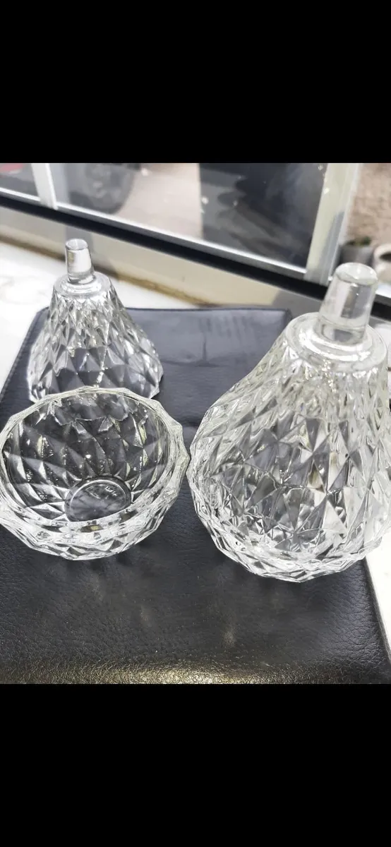 Vintage - Small Pear Shaped Trinket Box x 2 - Image 1
