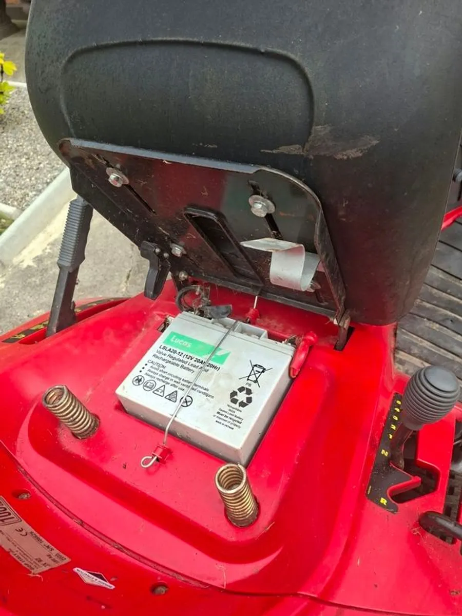 Ride on mower - Image 4