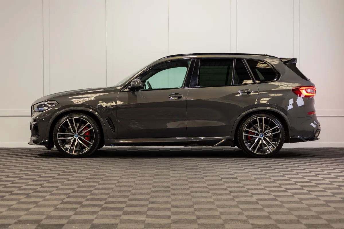 2023 BMW X5 X-Drive 45e M-Sport 5 Seat N1 - Image 3