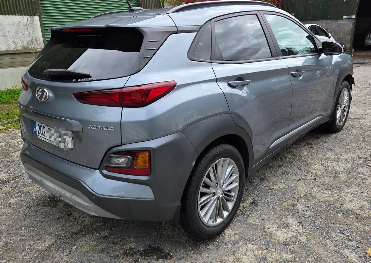 Hyundai KONA 2020 1.0 T-GDI  petrolExecutive 45km - Image 2