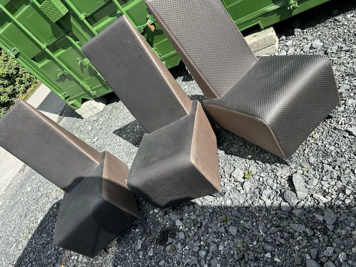 Rem furniture chairs - Image 3