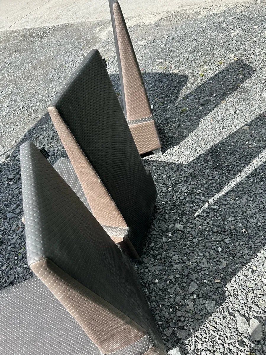 Rem furniture chairs - Image 4