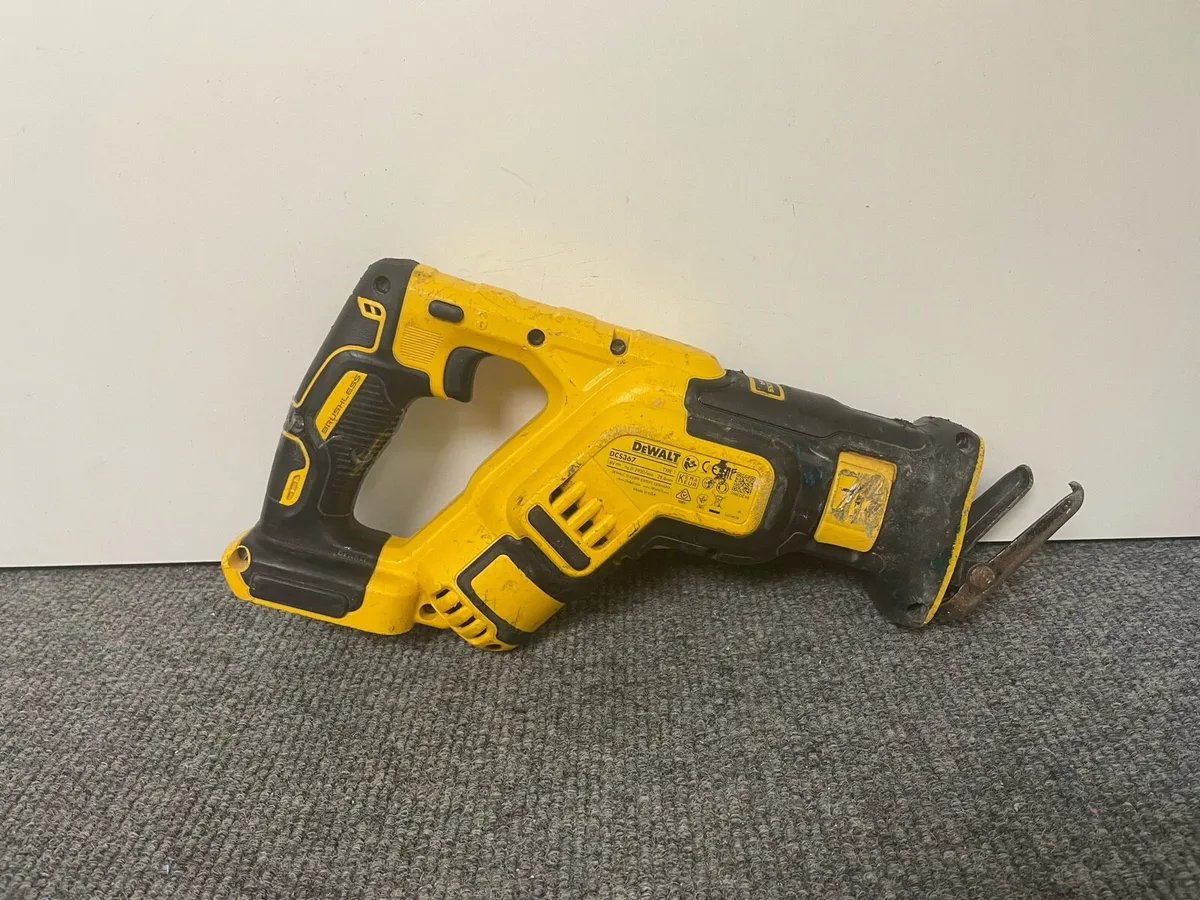 DeWalt DCS367 18V Reciprocating Saw Baretool - Image 2