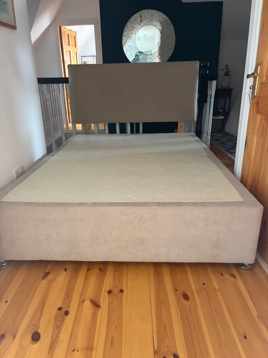 Small Double Bed With Headboard - Image 3