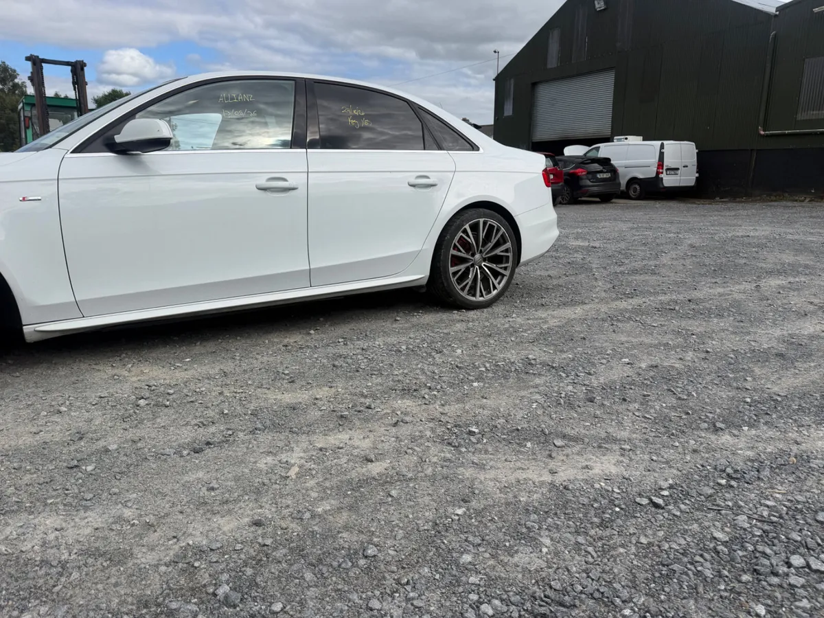 2016 Audi  A4 2.0 petrol S-line - Image 3
