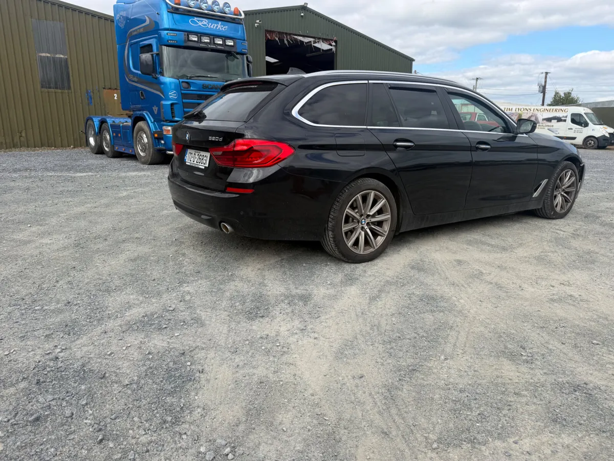 2017 BMW 520 D - Image 3