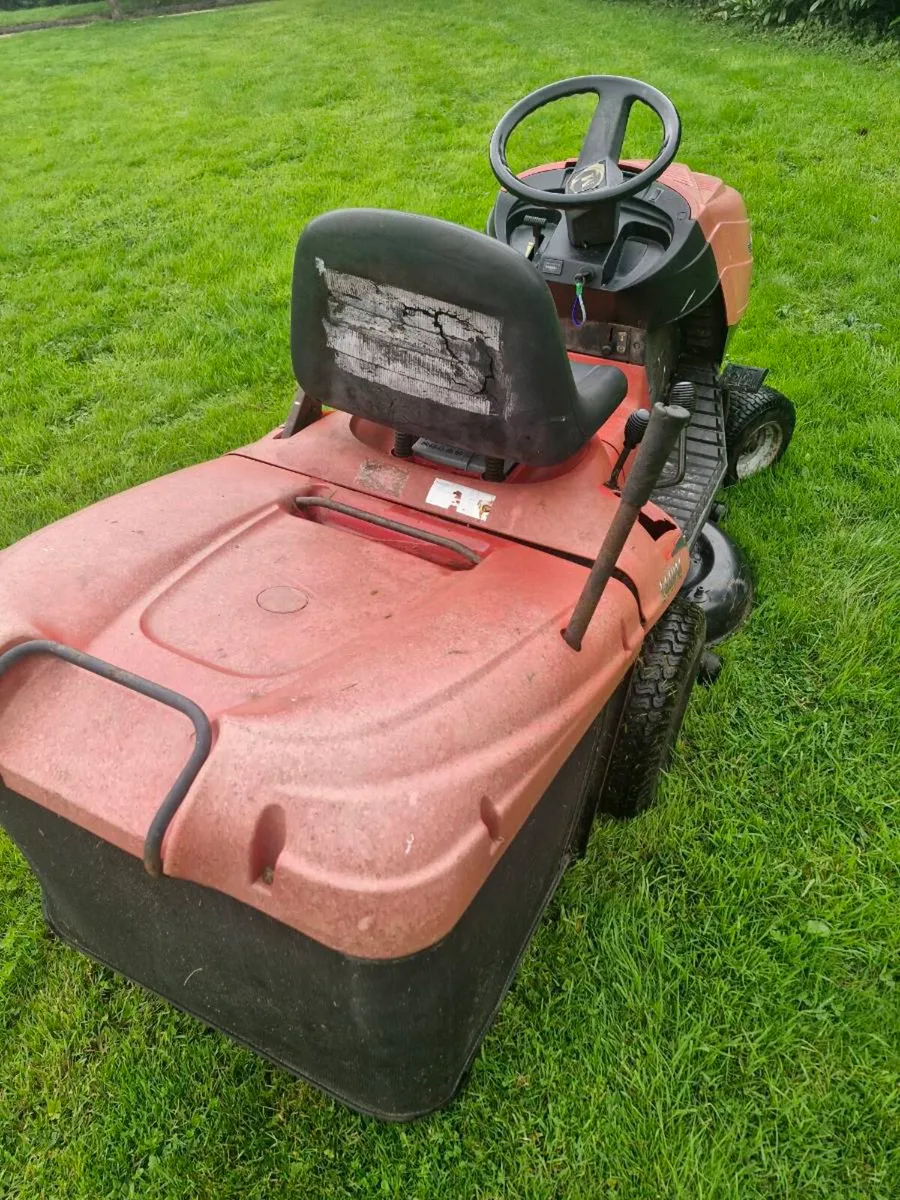 Castlegarden Ride on mower Delivery available - Image 3