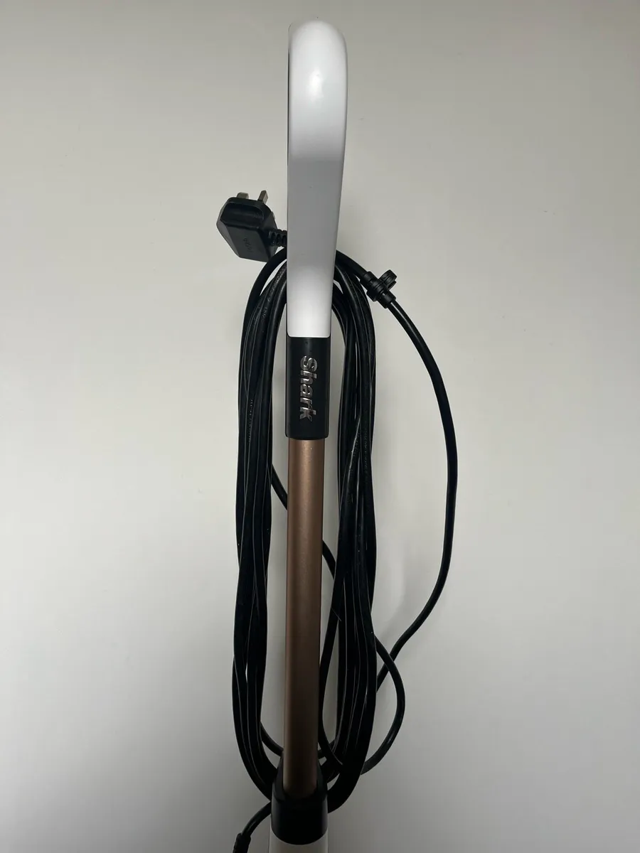 Shark Steam & Scrub Automatic Steam Mop - Image 3