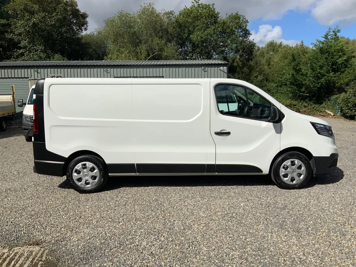 Renault Trafic 2.0B/hdi Business LWB - Image 4
