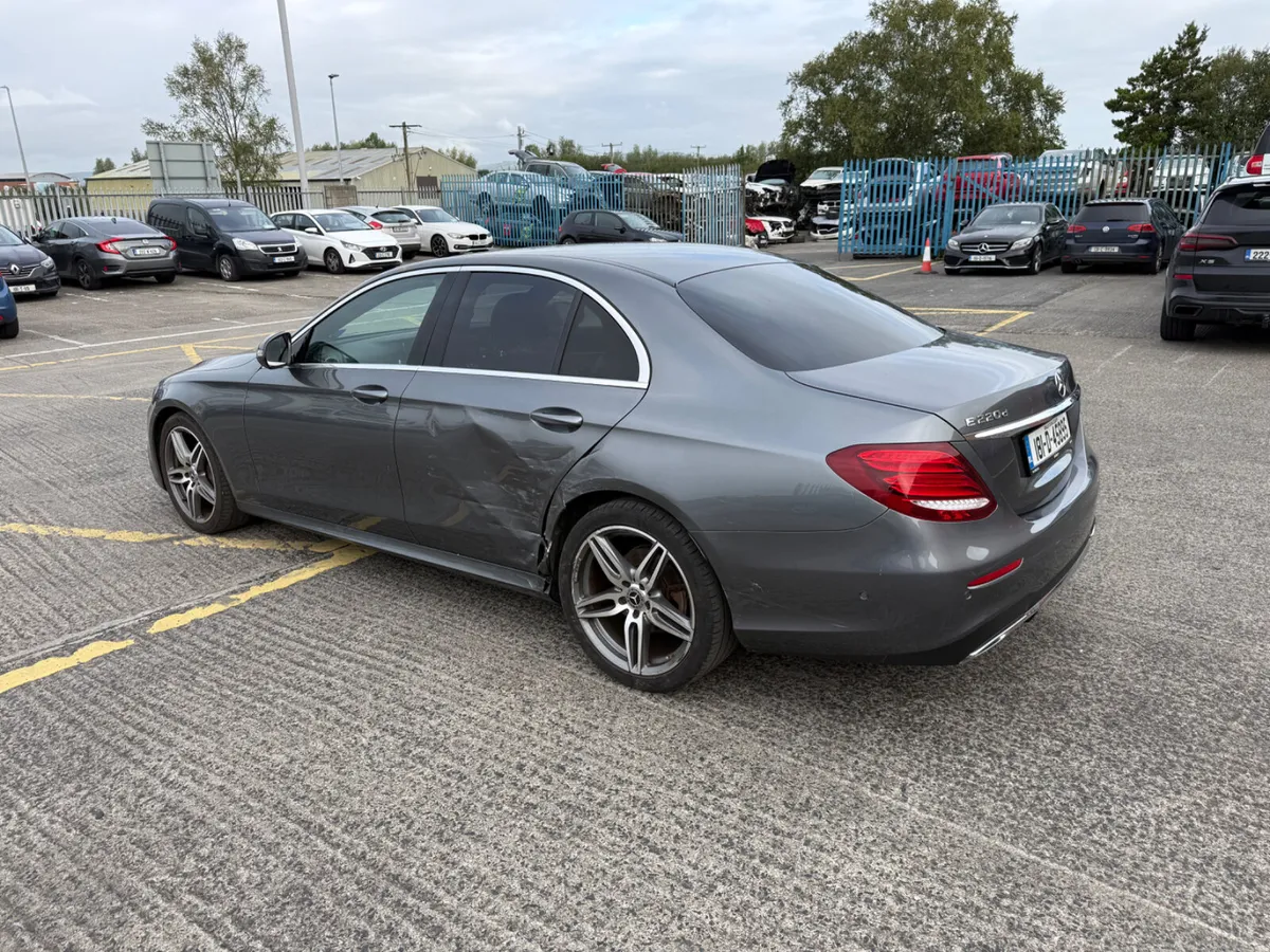 2018 MERCEDES E220 AMG - Image 4
