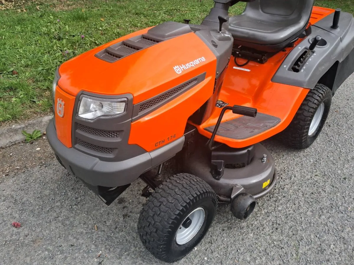 Husqvarna cth174  lawnmower - Image 3