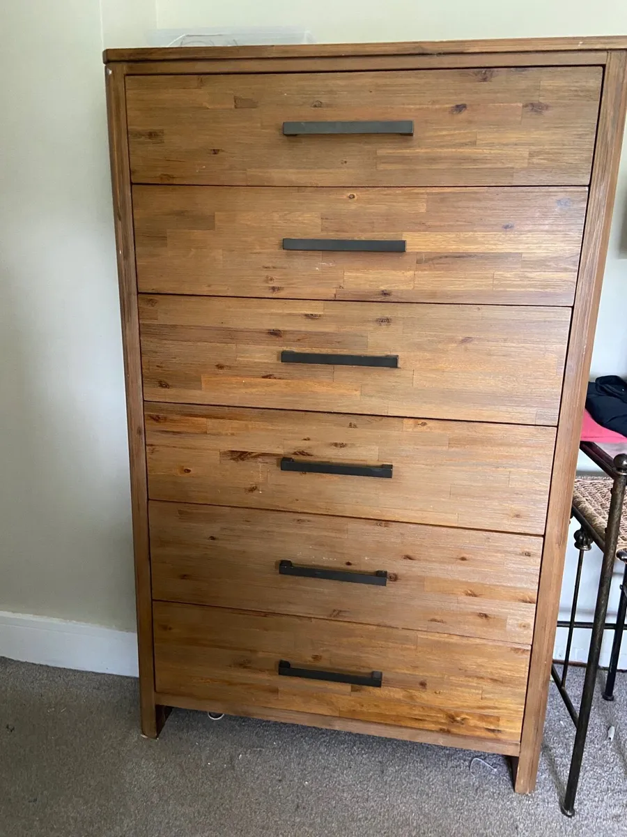 Chest of drawers - Image 1
