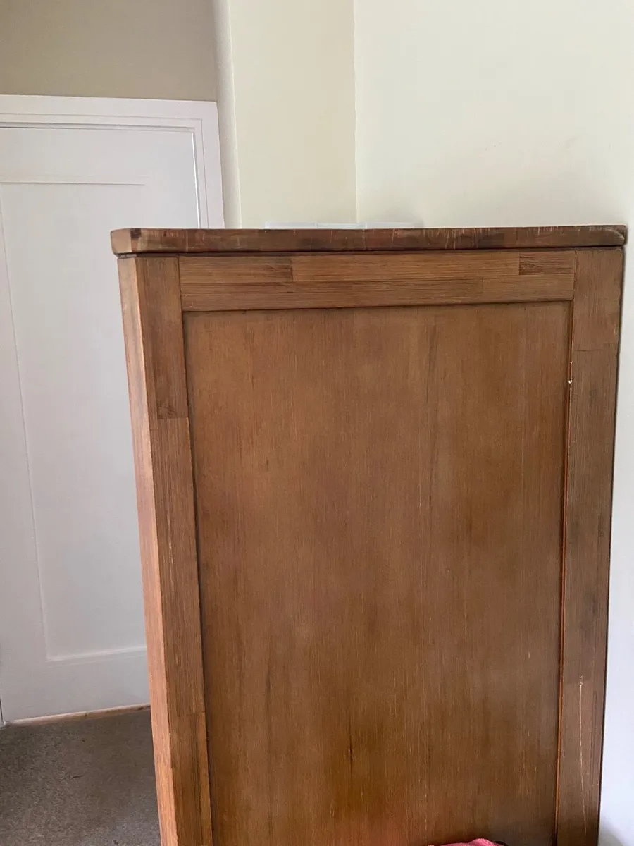 Chest of drawers - Image 2