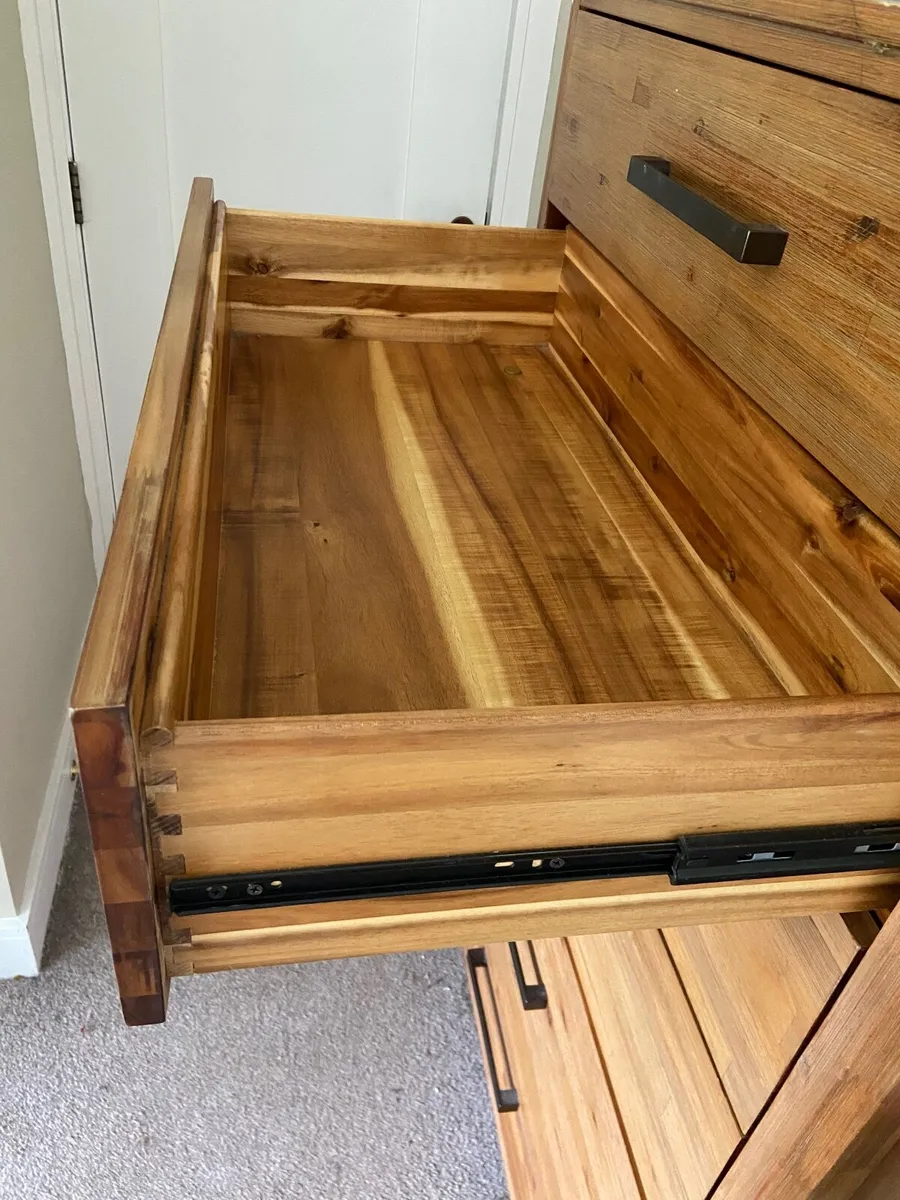 Chest of drawers - Image 3