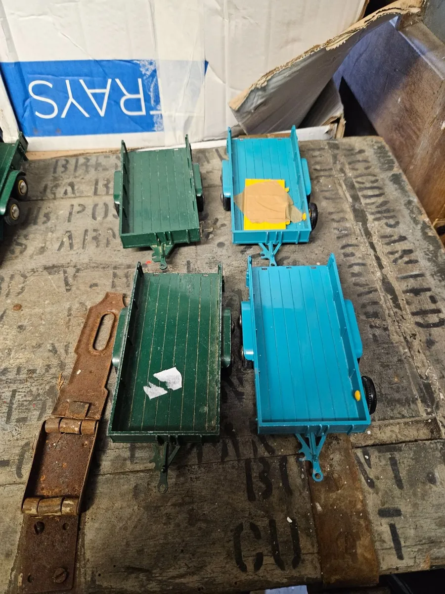 Britain's Farm Trailers - Image 2