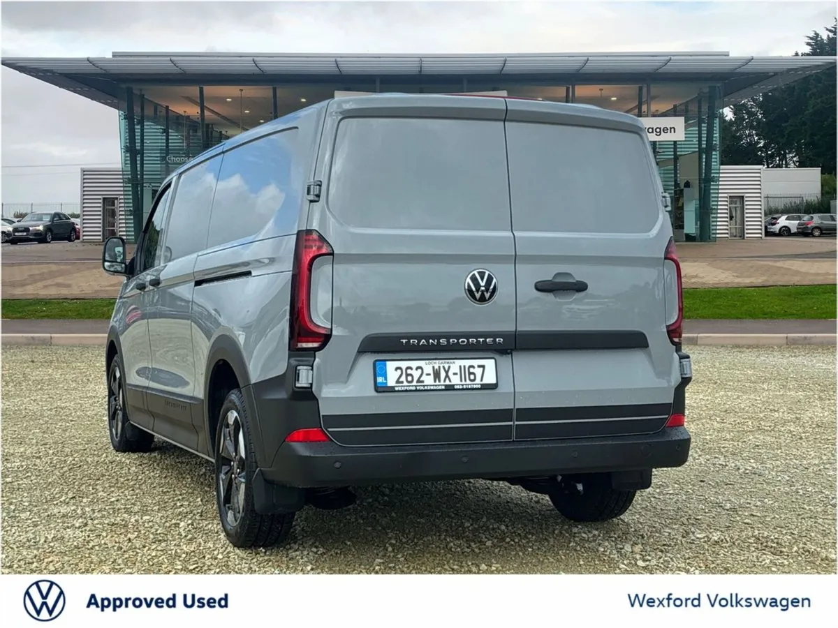 Volkswagen Transporter PANAMERICANA LWB 150BHP MAN - Image 4